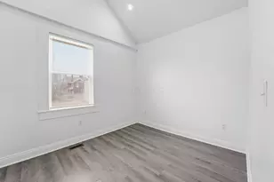 522 Kelton Ave, Columbus, OH 43205 - Photo 9