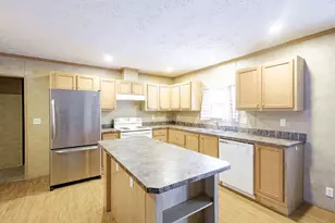 17921 E Shady Ln, Butler, OH 44822 - Photo 9