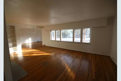 3191 E Broad Street, Columbus, OH 43209 - Photo 3