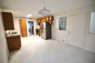 3191 E Broad St, Columbus, OH 43209 - Photo 13