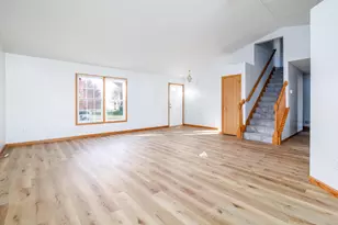 3622 Pendent Ln, Columbus, OH 43207 - Photo 7