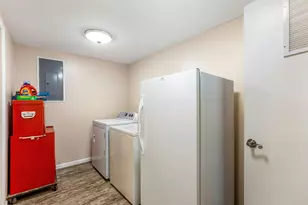 5220 Edgeview Rd, Columbus, OH 43207 - Photo 17