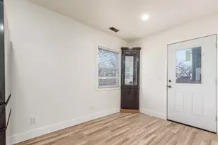 1120 Oakwood Ave, Columbus, OH 43206 - Photo 13