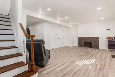 1120 Oakwood Avenue, Columbus, OH 43206 - Photo 3