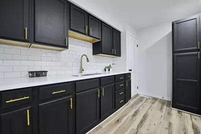 1684 E Blake Avenue, Columbus, OH 43219 - Photo 11