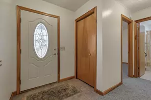 135 Carlin Dr, Logan, OH 43138 - Photo 5