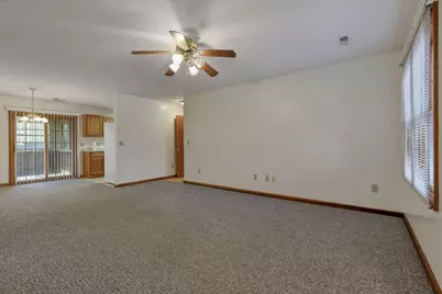 135 Carlin Drive, Logan, OH 43138 - Photo 7