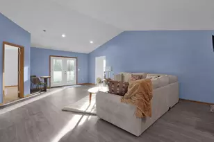 301 Seville Dr, Urbana, OH 43078 - Photo 5