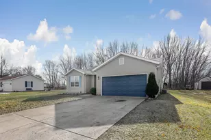 301 Seville Dr, Urbana, OH 43078 - Photo 35