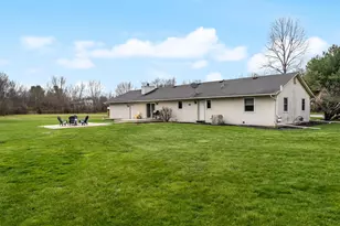 7562 Wilbur Rd, New Albany, OH 43054 - Photo 9