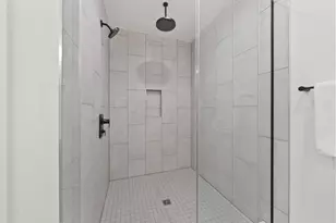 1097 Franklin Ave, Columbus, OH 43205 - Photo 17