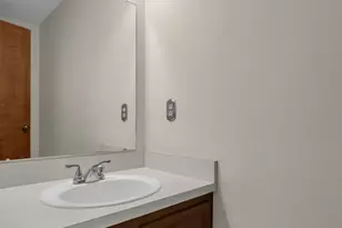 5875 Parkbridge Ln, Dublin, OH 43016 - Photo 15