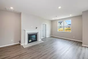 326 Honeysuckle St, South Bloomfield, OH 43103 - Photo 7