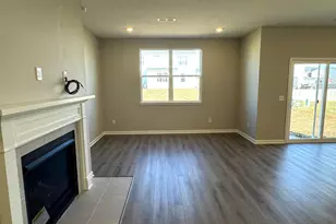 326 Honeysuckle St, South Bloomfield, OH 43103 - Photo 7