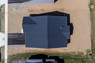 326 Honeysuckle St, South Bloomfield, OH 43103 - Photo 27