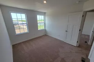 5970 Abernathy Ln Ln, Columbus, OH 43232 - Photo 35