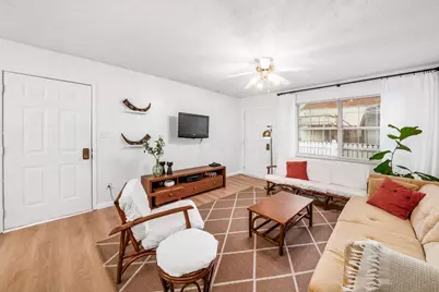 4474 Greystone Village Drive #5D, Columbus, OH 43228 - Photo 5