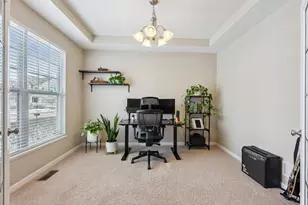 4083 Macaldus Dr, Columbus, OH 43219 - Photo 9