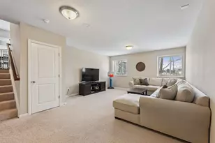 4083 Macaldus Dr, Columbus, OH 43219 - Photo 39