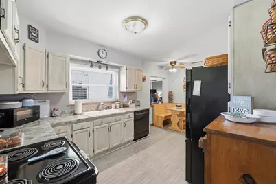 263 Merriman Drive, West Jefferson, OH 43162 - Photo 9