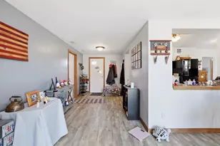 263 Merriman Dr, West Jefferson, OH 43162 - Photo 15