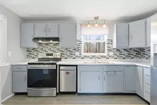 3076 Wakefern Pl, Columbus, OH 43224 - Photo 7