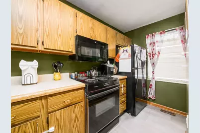 525 Foxtrail Circle E #24, Westerville, OH 43081 - Photo 9