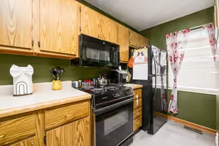 525 Fox Trail Cir E, Westerville, OH 43081 - Photo 9