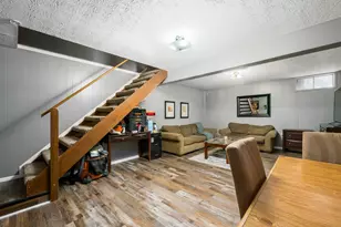 525 Fox Trail Cir E, Westerville, OH 43081 - Photo 25