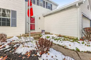 7921 Chetenham Dr, Westerville, OH 43081 - Photo 5