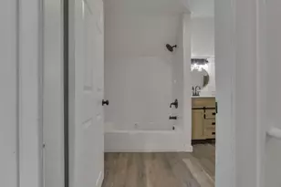 1430 Kenmore Rd, Columbus, OH 43211 - Photo 21