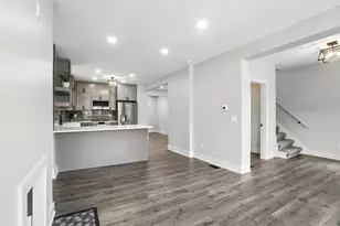 883 E Whittier St, Columbus, OH 43206 - Photo 7