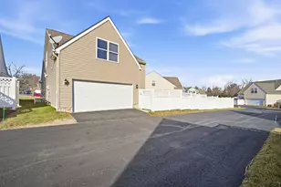 4394 Pebble Beach Dr, Grove City, OH 43123 - Photo 33