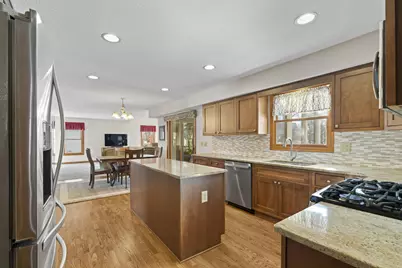 2890 Nantucket, Lewis Center, OH 43035 - Photo 19