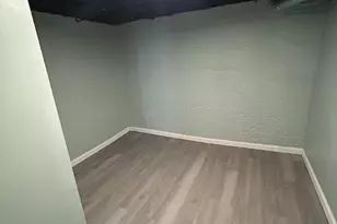 253 Benfield Ave, Columbus, OH 43207 - Photo 7