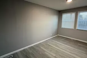 117 Buckeye Cir, Columbus, OH 43217 - Photo 5