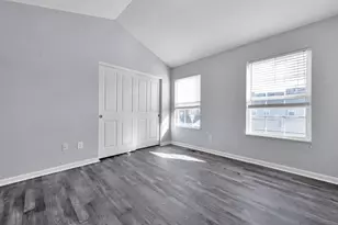 8326 Bruntsfield Rd, Columbus, OH 43235 - Photo 9