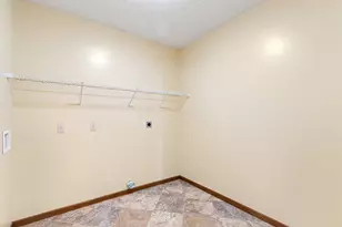 5684 Hillcoat Dr, Hilliard, OH 43026 - Photo 25