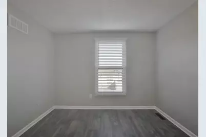 5762 Hallridge Circle, Columbus, OH 43232 - Photo 25