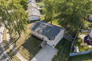 299 Lombard Rd, Columbus, OH 43228 - Photo 51