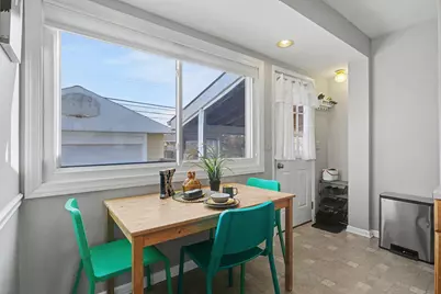 4216 Maplegrove Drive, Grove City, OH 43123 - Photo 9