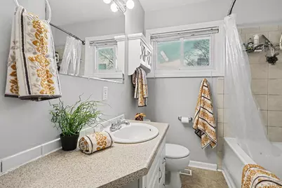 4216 Maplegrove Drive, Grove City, OH 43123 - Photo 13