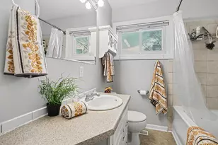 4216 Maplegrove Dr, Grove City, OH 43123 - Photo 13