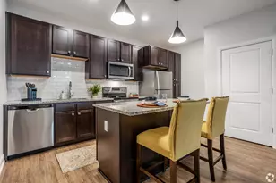 1020 Lusso Ave, Columbus, OH 43201 - Photo 17