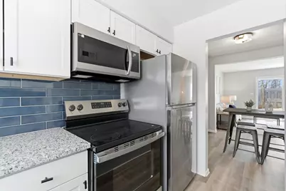 2375 Woodbrook Circle N #128, Columbus, OH 43223 - Photo 5