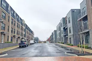 1020 Lusso Ave, Columbus, OH 43201 - Photo 5