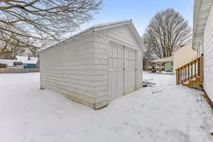 727 W Washington St, Baltimore, OH 43105 - Photo 9