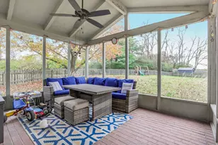 7765 Leaview Dr, Columbus, OH 43235 - Photo 39