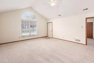 4920 Meadow Run Dr, Hilliard, OH 43026 - Photo 9