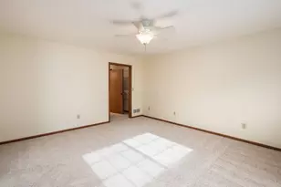 4920 Meadow Run Dr, Hilliard, OH 43026 - Photo 17